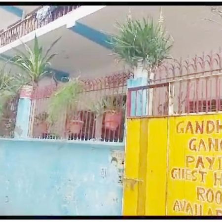 Gandhi Ganaga Guest House Benares Buitenkant foto