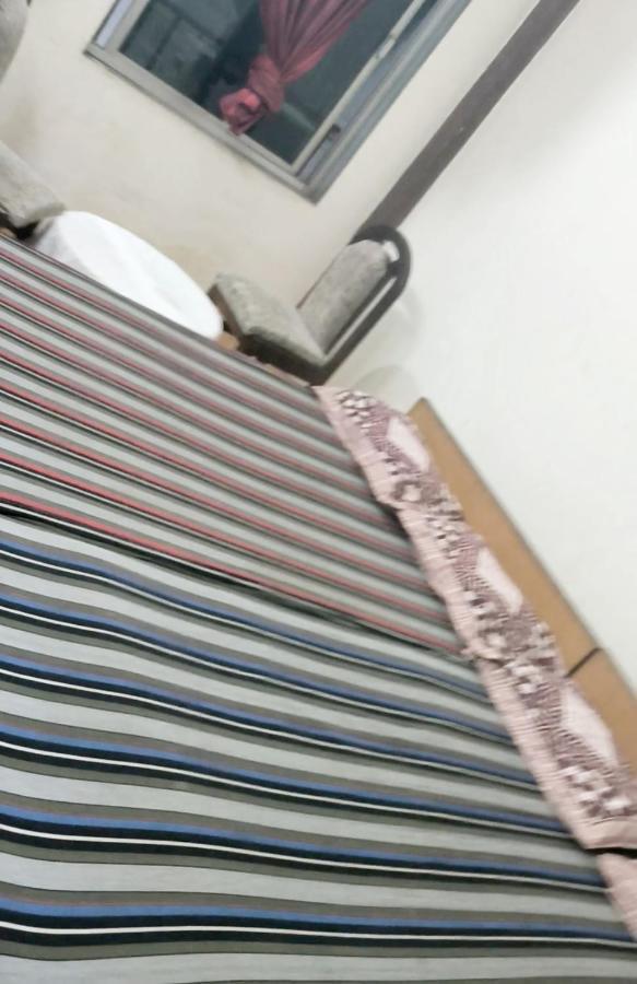 Gandhi Ganaga Guest House Benares Buitenkant foto